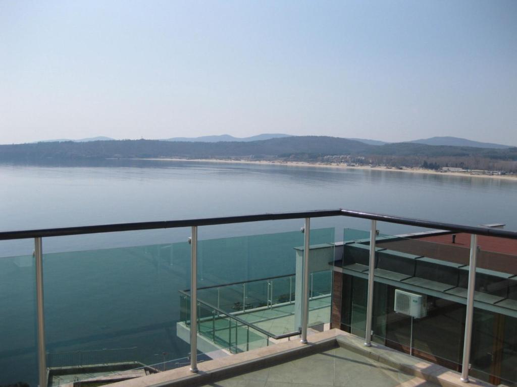 Panorama Bay Apartment Sozopol Exterior foto